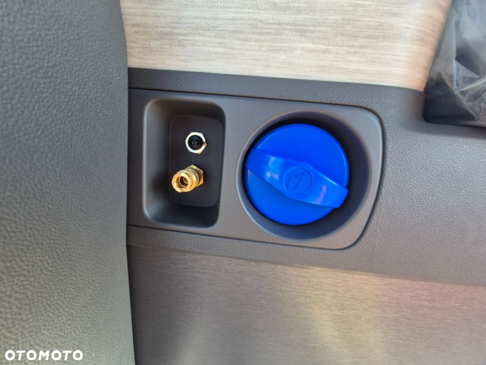 Volkswagen California - 16