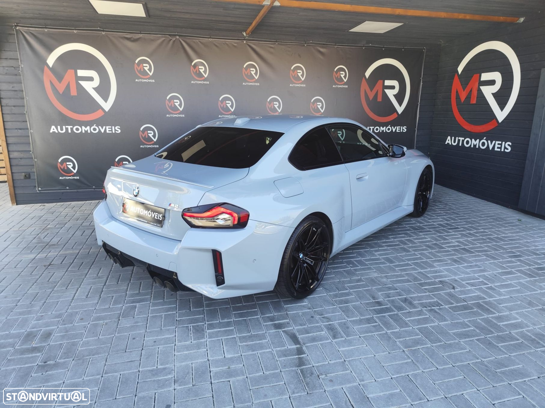 BMW M2 Auto - 12