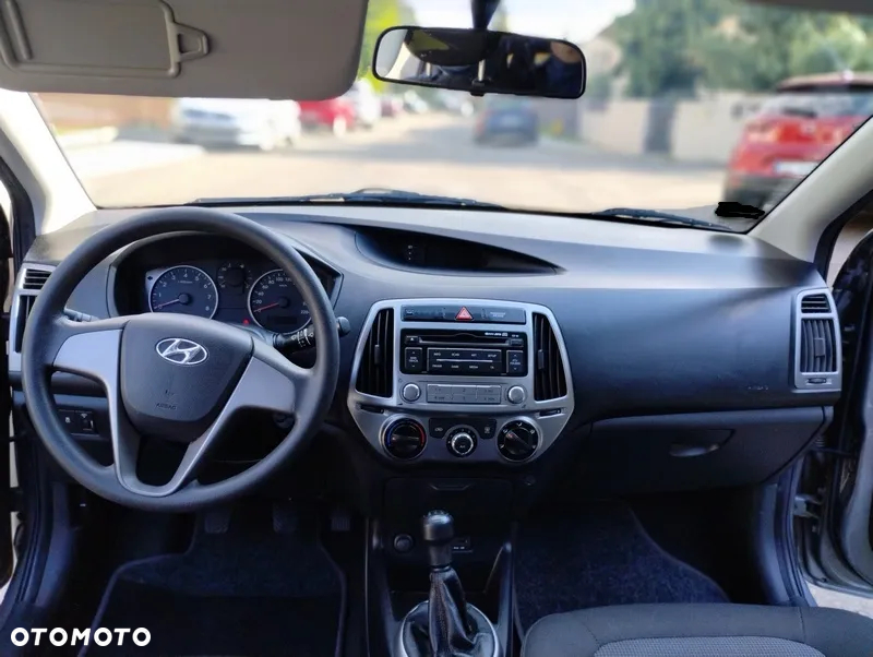 Hyundai i20 - 10
