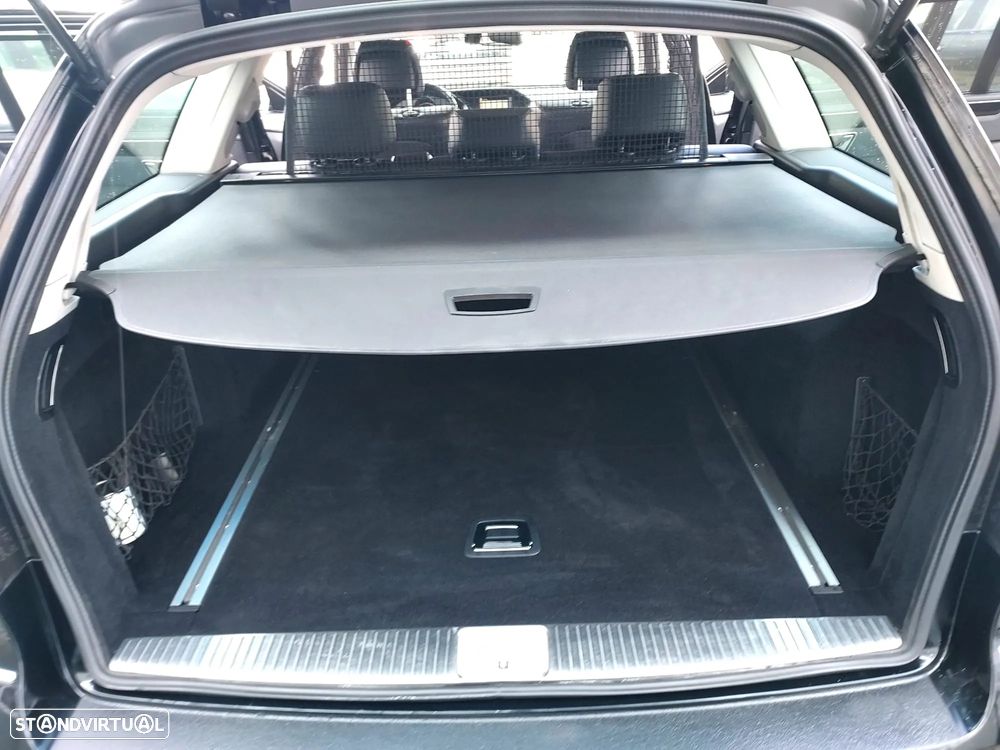 Mercedes-Benz E 250 CDi Avantgarde BlueEfficiency - 26