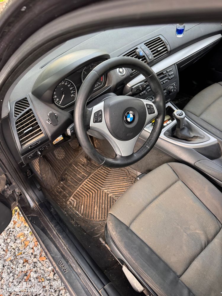 BMW 120 d Sport - 18