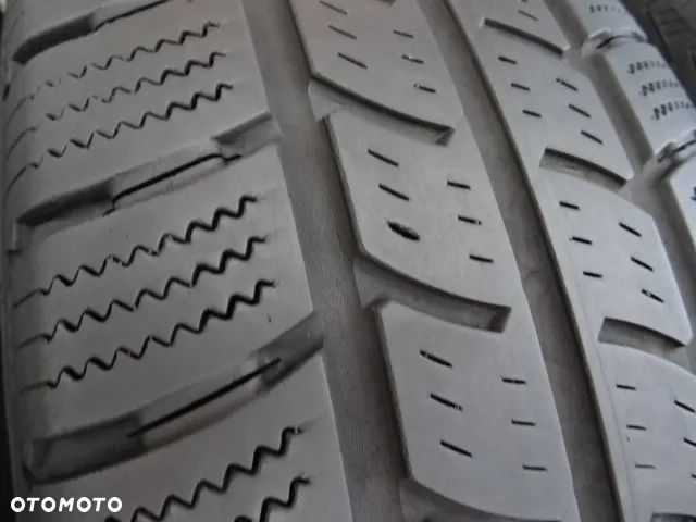 225/75/R16C 116/114R Continental Vanco Winter 2 - 5