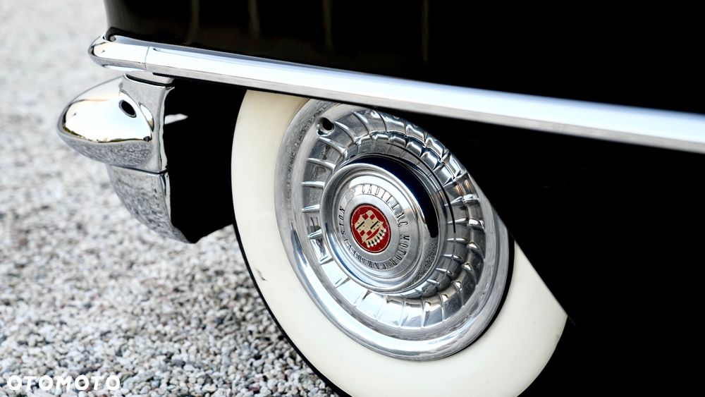 Cadillac Deville - 17