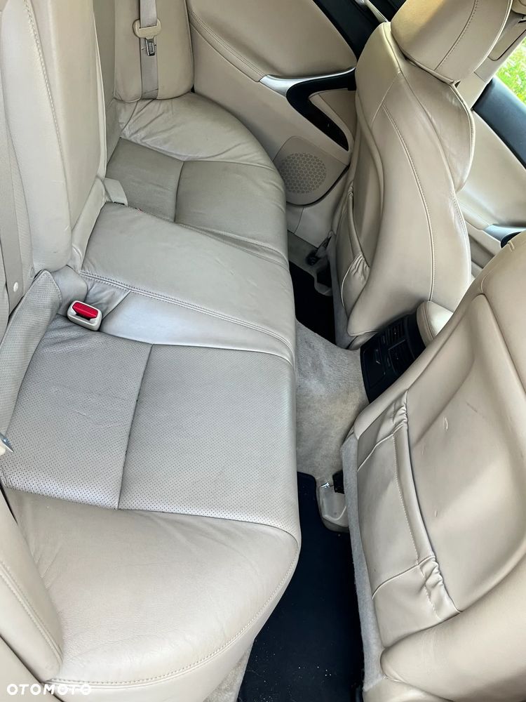 Lexus IS 220 D Prestige - 8