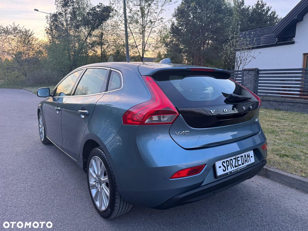 Volvo V40 D2 Summum - 6