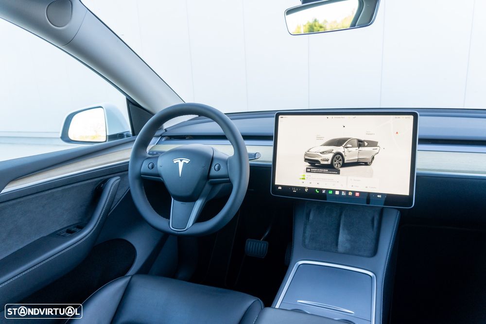Tesla Model Y Standard - 23