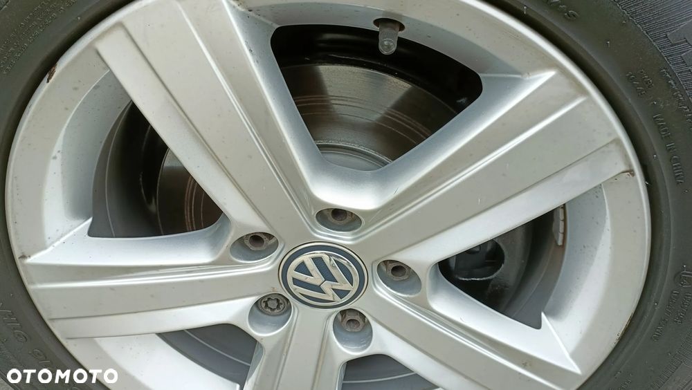 Volkswagen Golf - 23