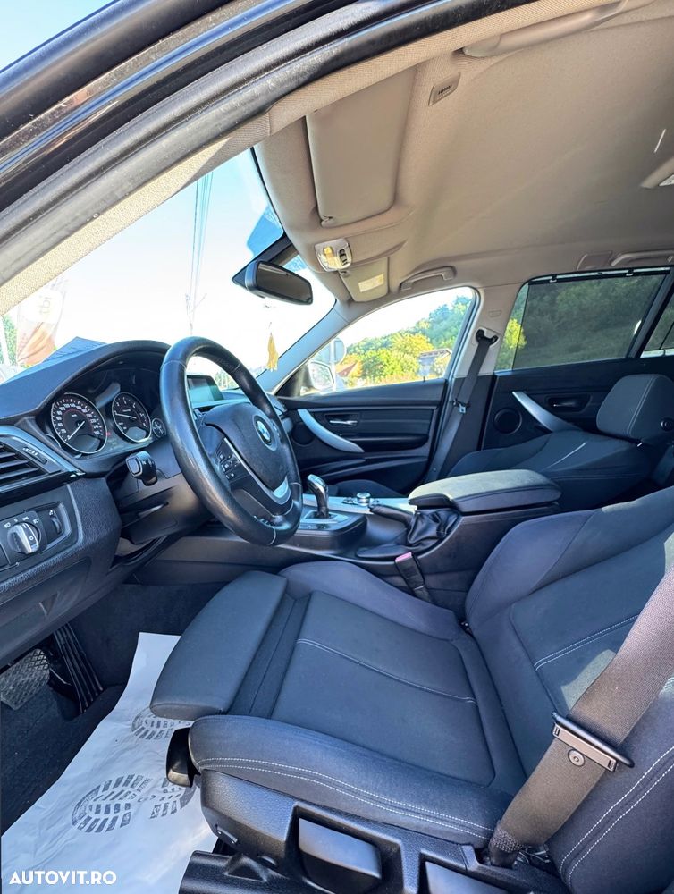 BMW Seria 3 320d Aut. Blue Performance Sport Line - 16