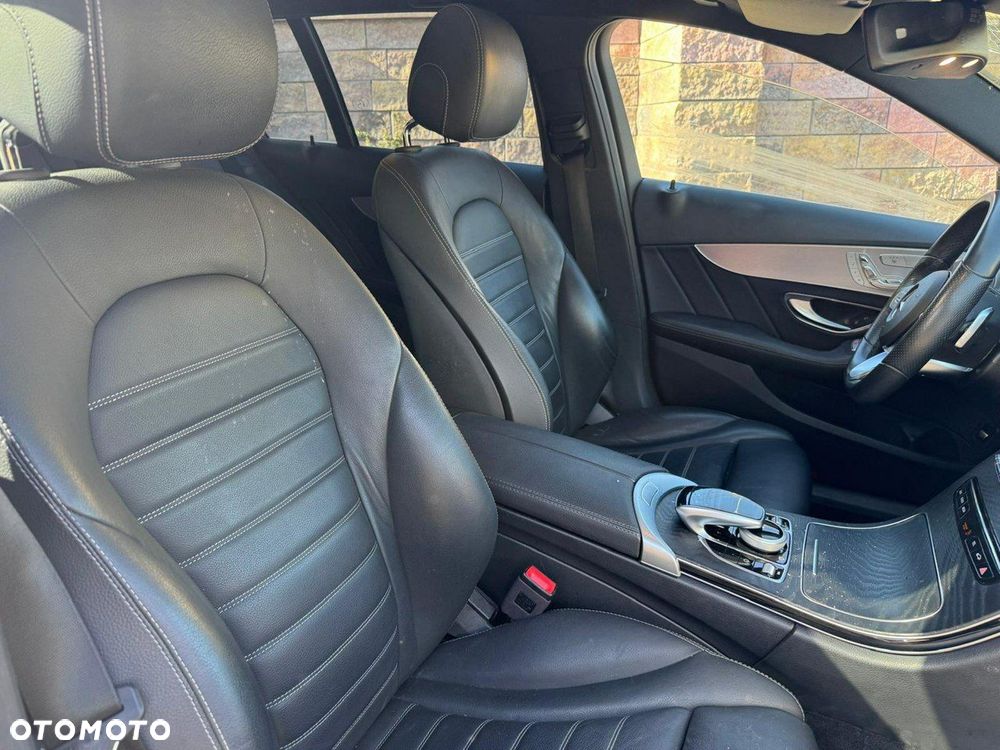 Mercedes-Benz Klasa C 220 d 4Matic 9G-TRONIC AMG Line - 8