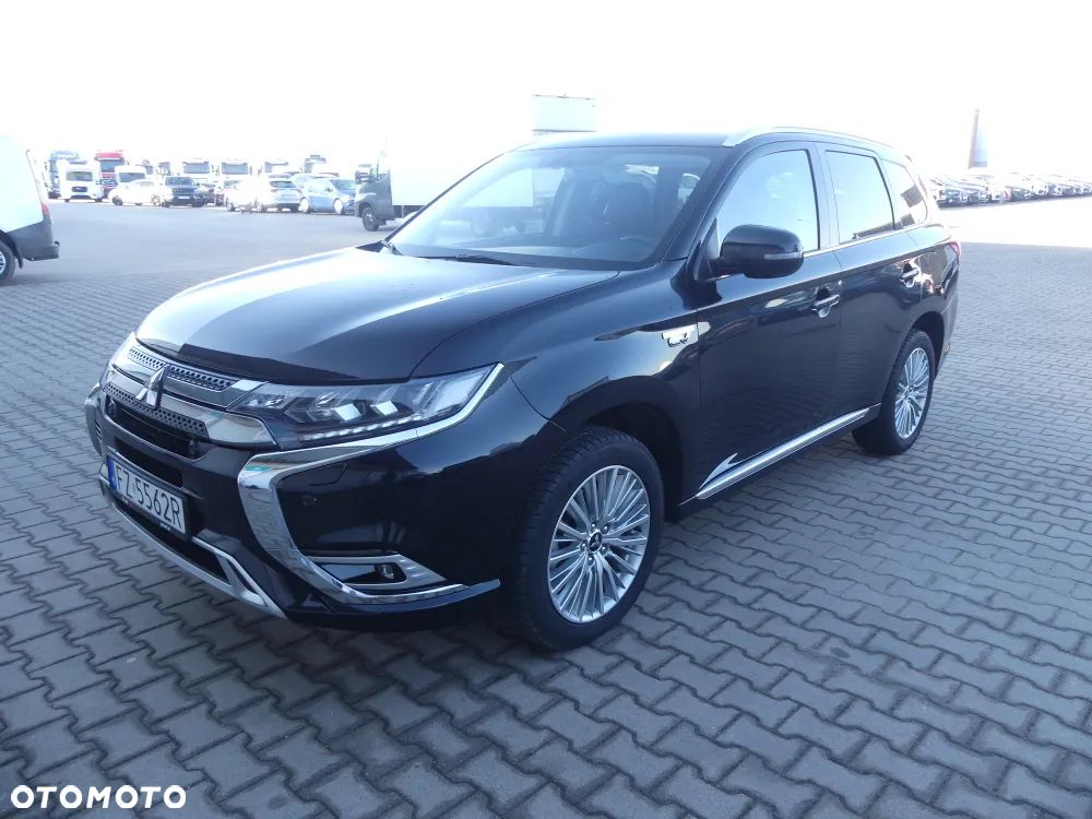 Mitsubishi Outlander ver-2-0-instyle-plus-4wd-cvt - 1