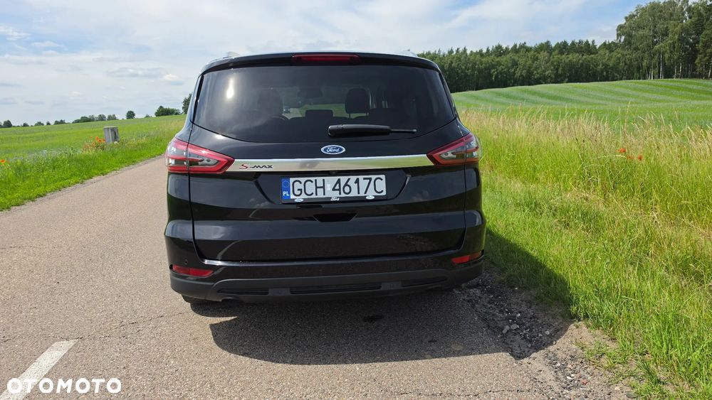 Ford S-Max - 8