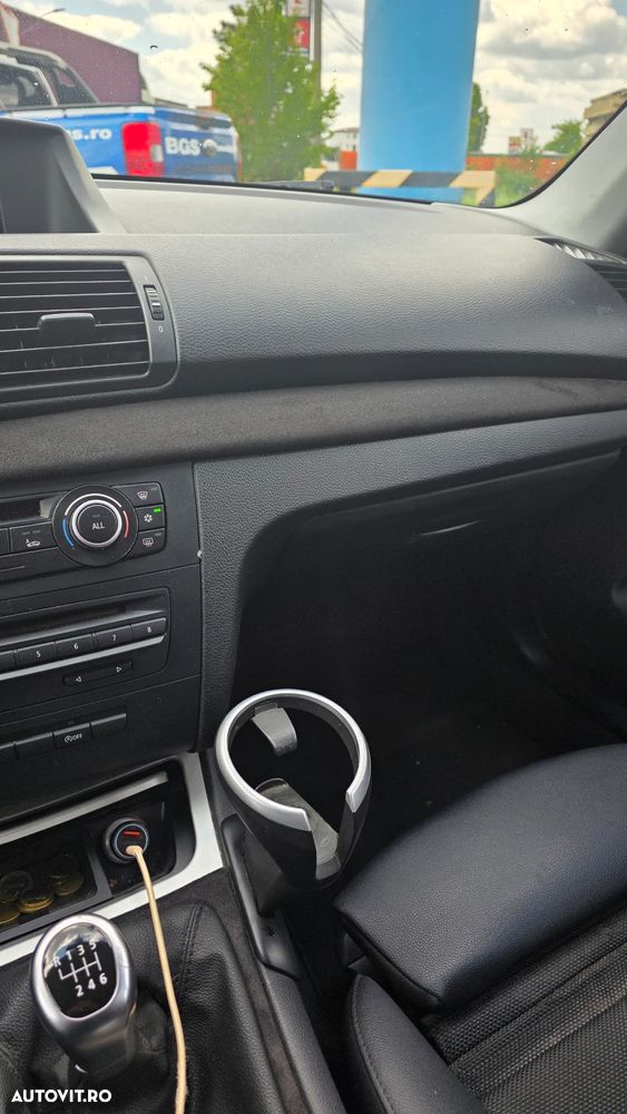BMW Seria 1 123d - 18