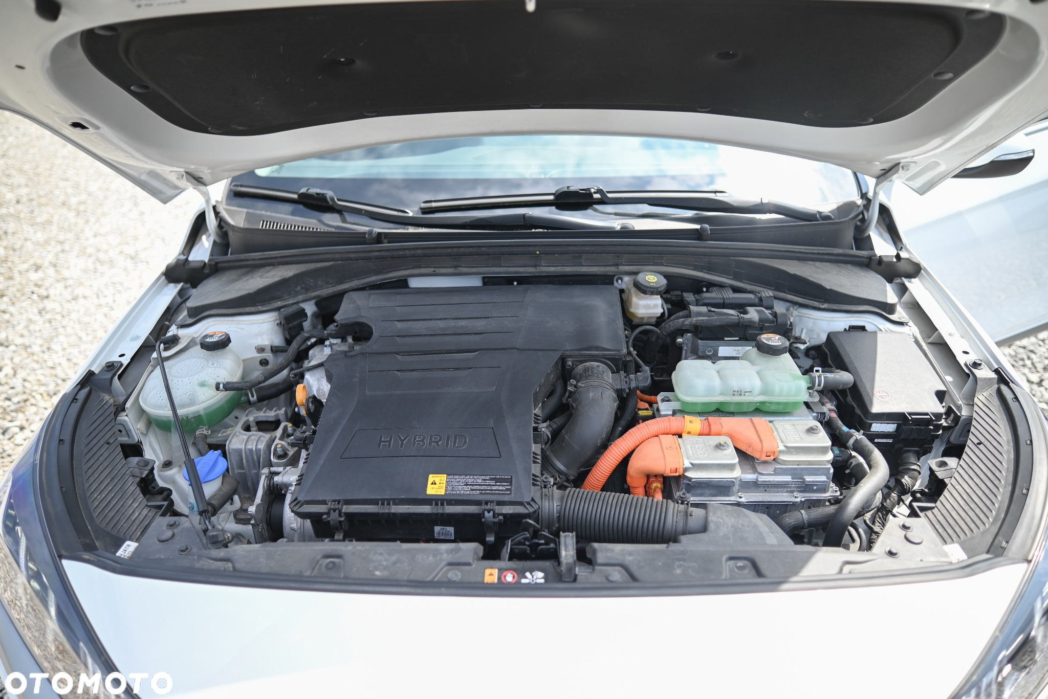 Hyundai IONIQ - 18
