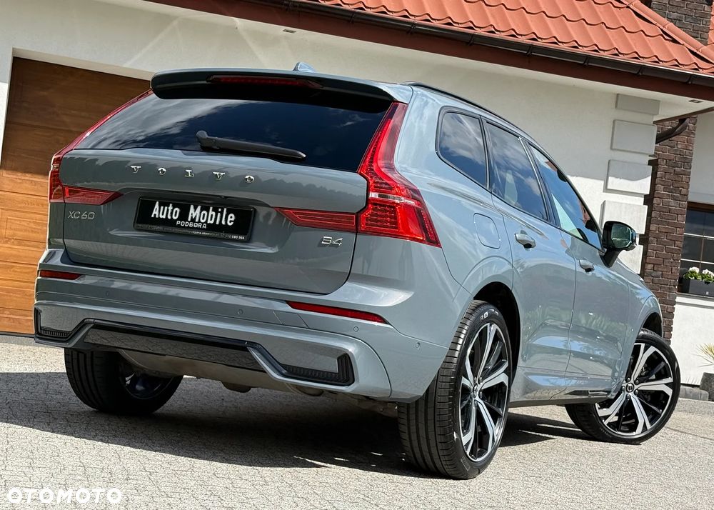 Volvo XC 60 B4 D Plus Dark - 7