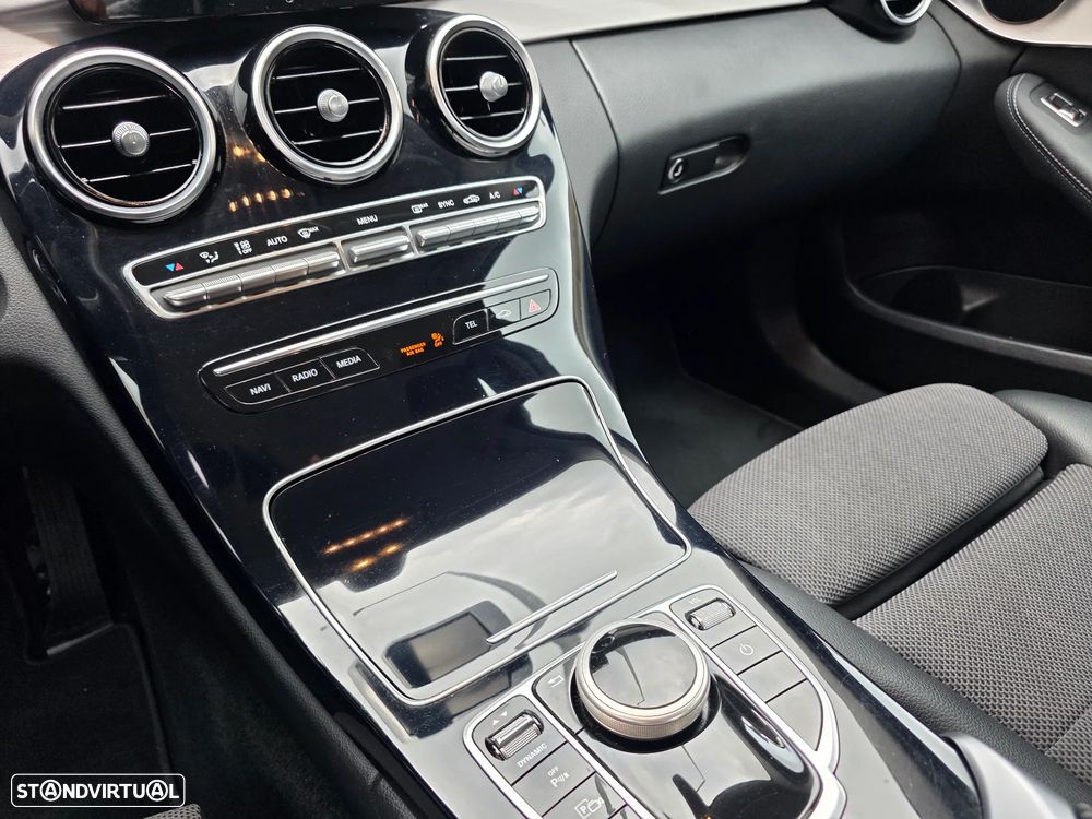 Mercedes-Benz C 220 d Avantgarde - 27
