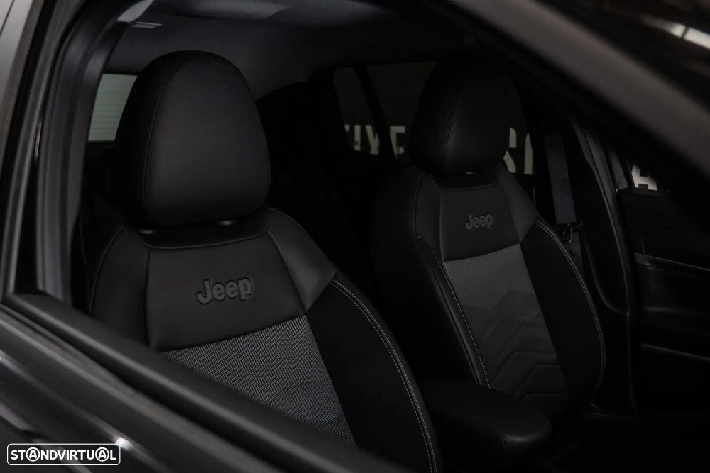 Jeep Avenger 54 kWh Summit - 22