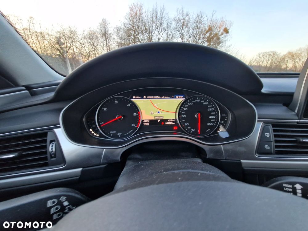 Audi A6 Avant 2.0 TDI Ultra S tronic - 27