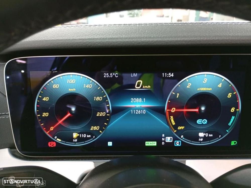 Mercedes-Benz E 300 de AMG Line - 11