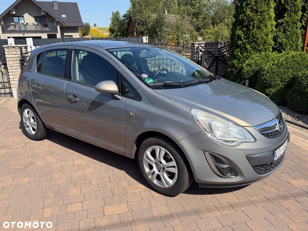 Opel Corsa 1.4 16V Active - 9