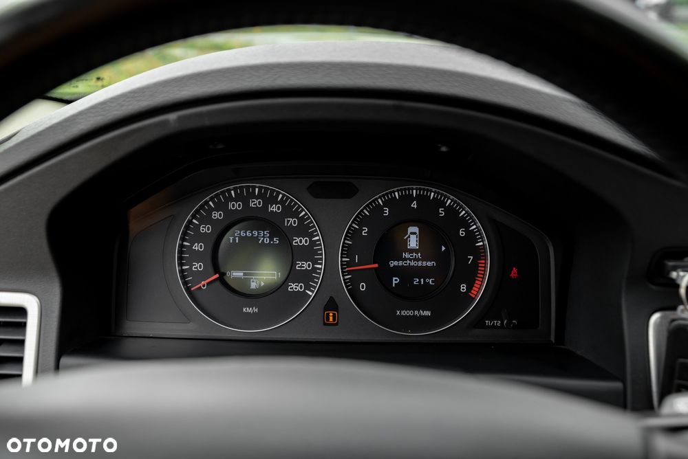 Volvo V70 2.5T Summum - 31