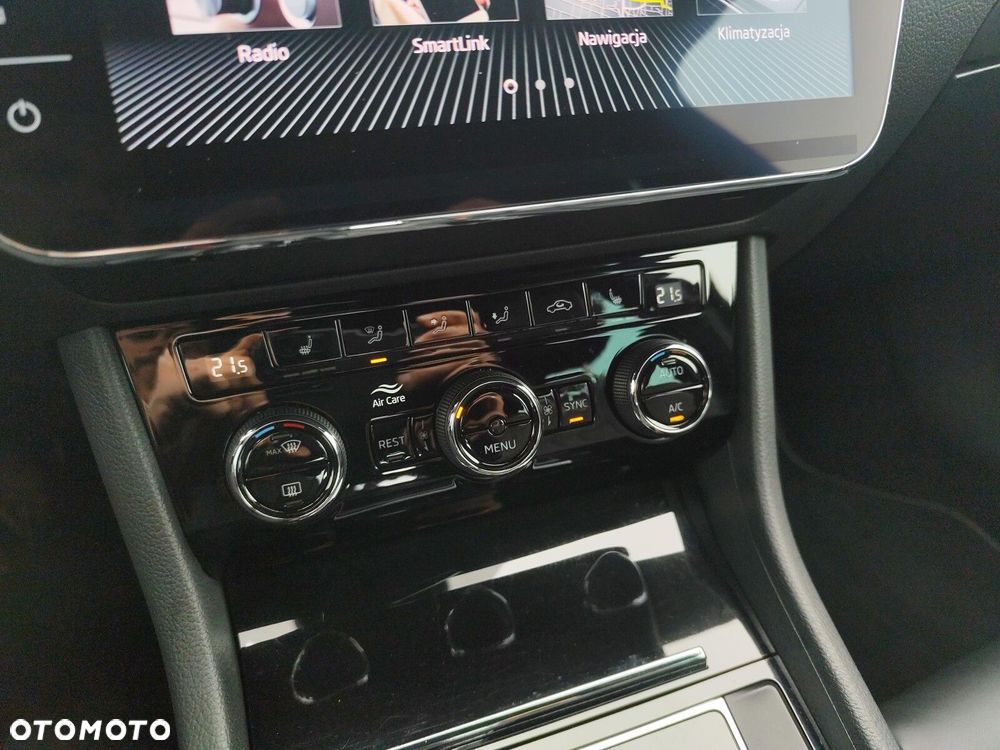 Skoda Superb 2.0 TSI L&K DSG - 22