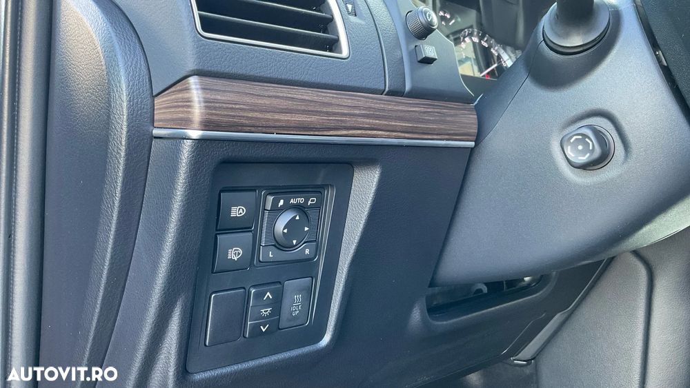 Toyota Land Cruiser 2.8l Turbo D-4D A/T AVS 5 locuri Luxury - 36