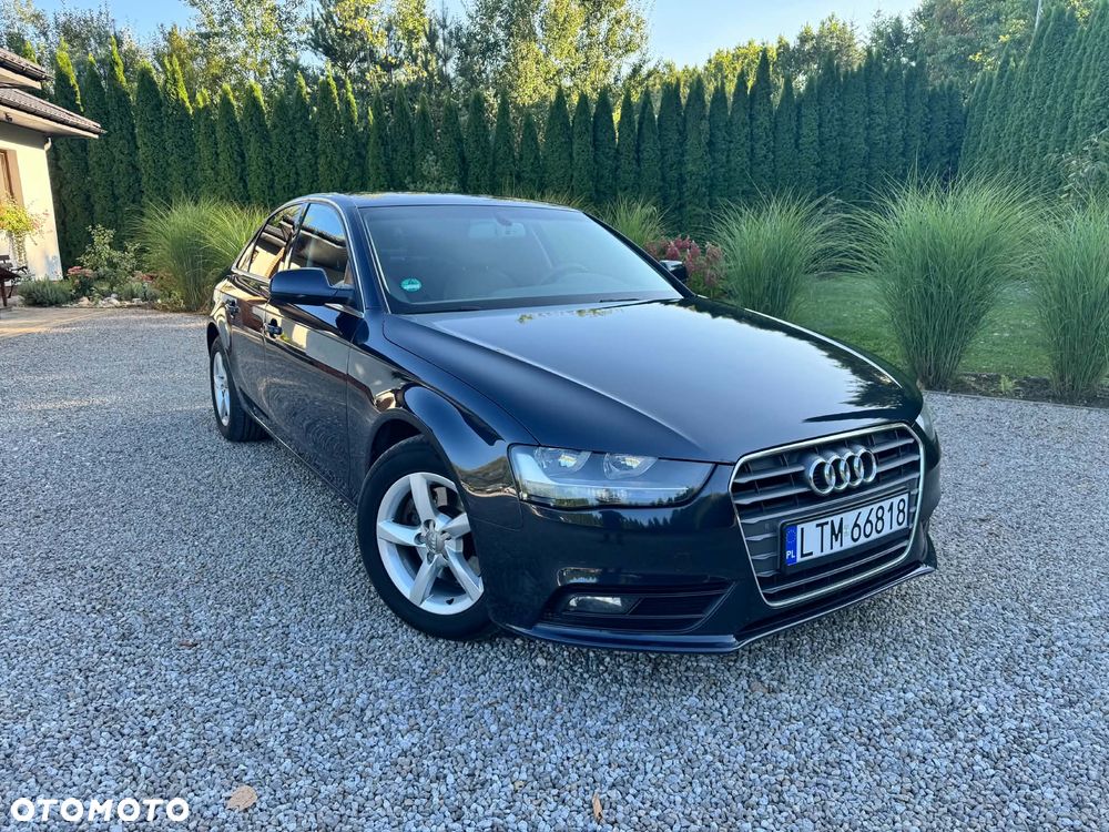 Audi A4 Limousine