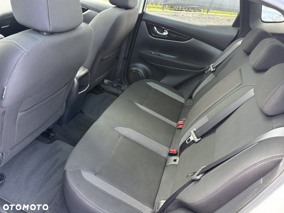 Nissan Qashqai 1.3 DIG-T Tekna EU6d - 37