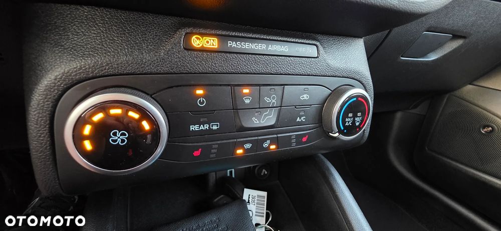 Ford Focus 1.0 EcoBoost Start-Stopp-System ACTIVE X - 29