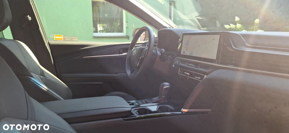 Toyota Camry 2.5 Hybrid Prestige CVT - 21