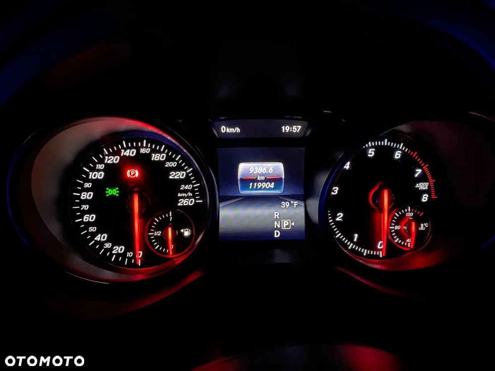 Mercedes-Benz CLA 250 4-Matic - 10