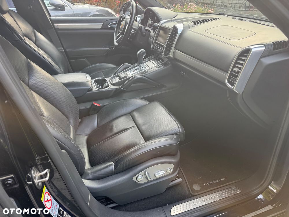Porsche Cayenne - 11