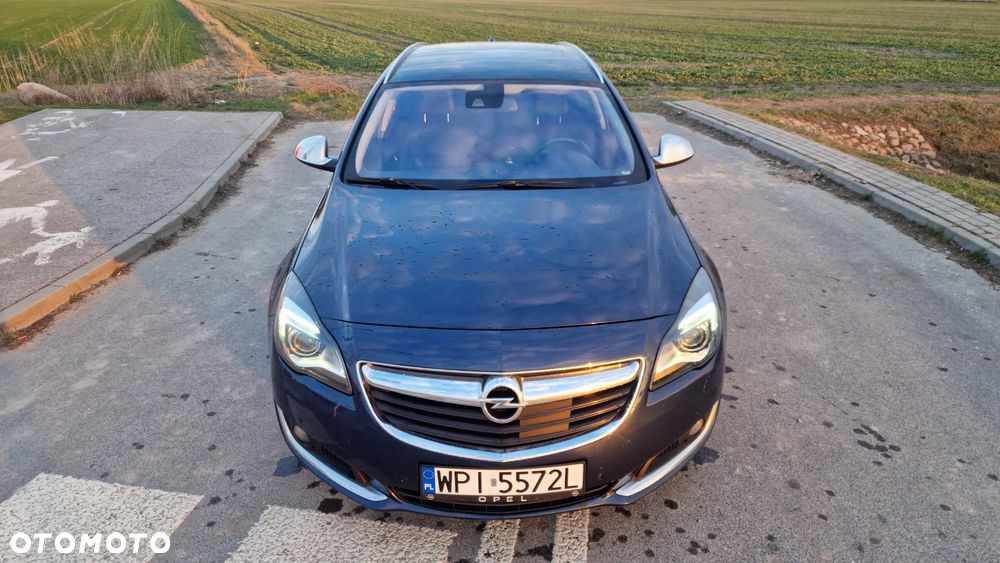 Opel Insignia 2.0 CDTI - 9