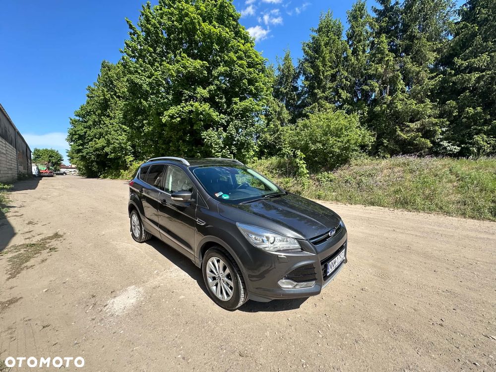 Ford Kuga - 1