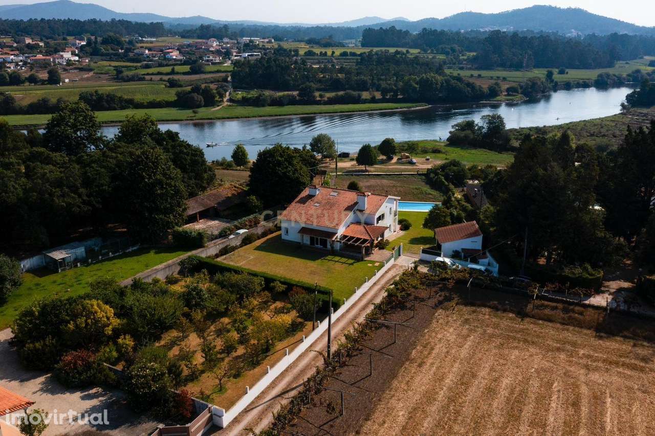 Luxuosa Moradia T5 em Esposende com Vista Deslumbrante - Grande imagem: 5/48