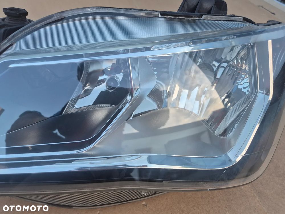 Seat Ibiza IV komplet reflektorów.Lifting 2012-2017.Valeo EU. - 5