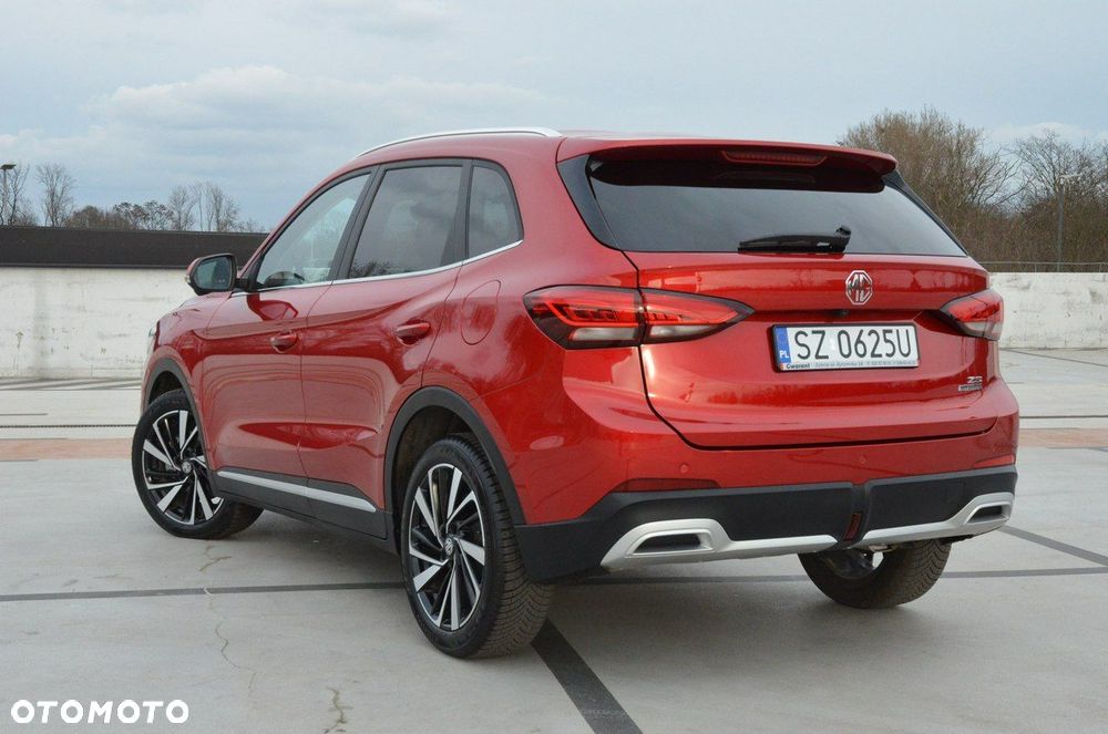 MG ZS 1.5 HEV+ Exclusive - 15