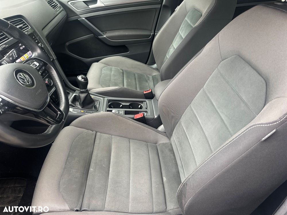 Volkswagen Golf - 7