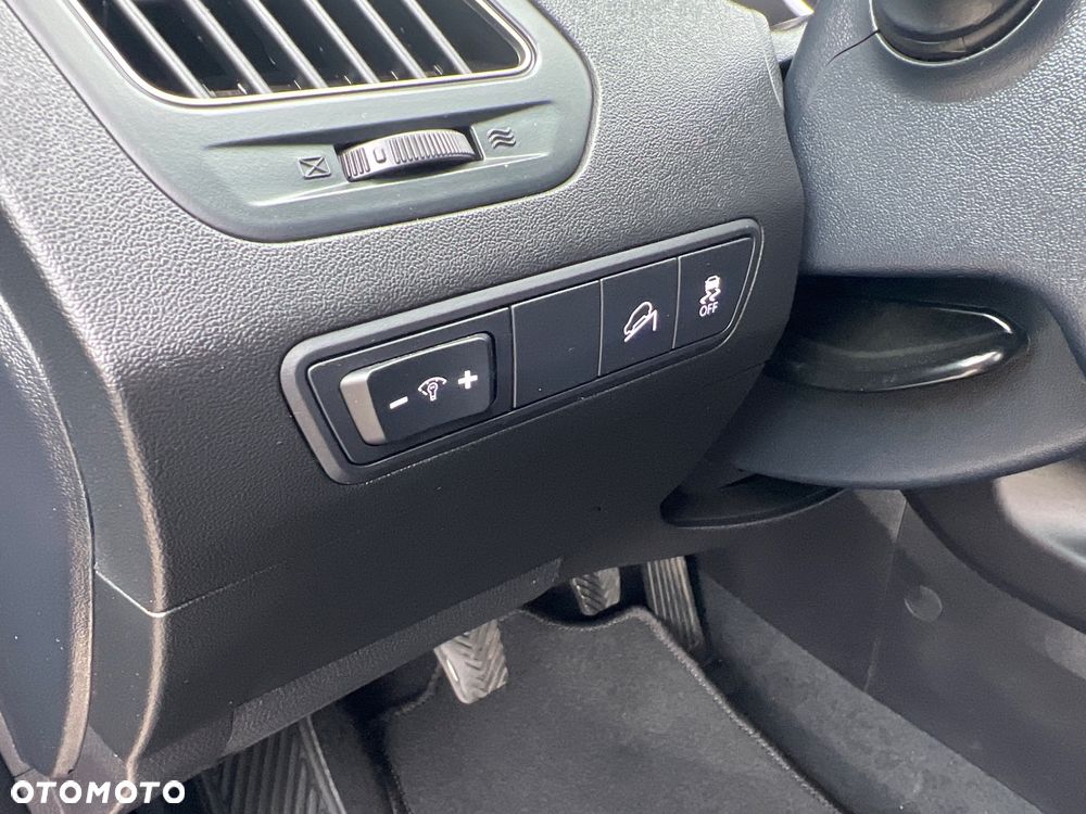Hyundai ix35 1.6 2WD Fifa World Cup Edition - 16