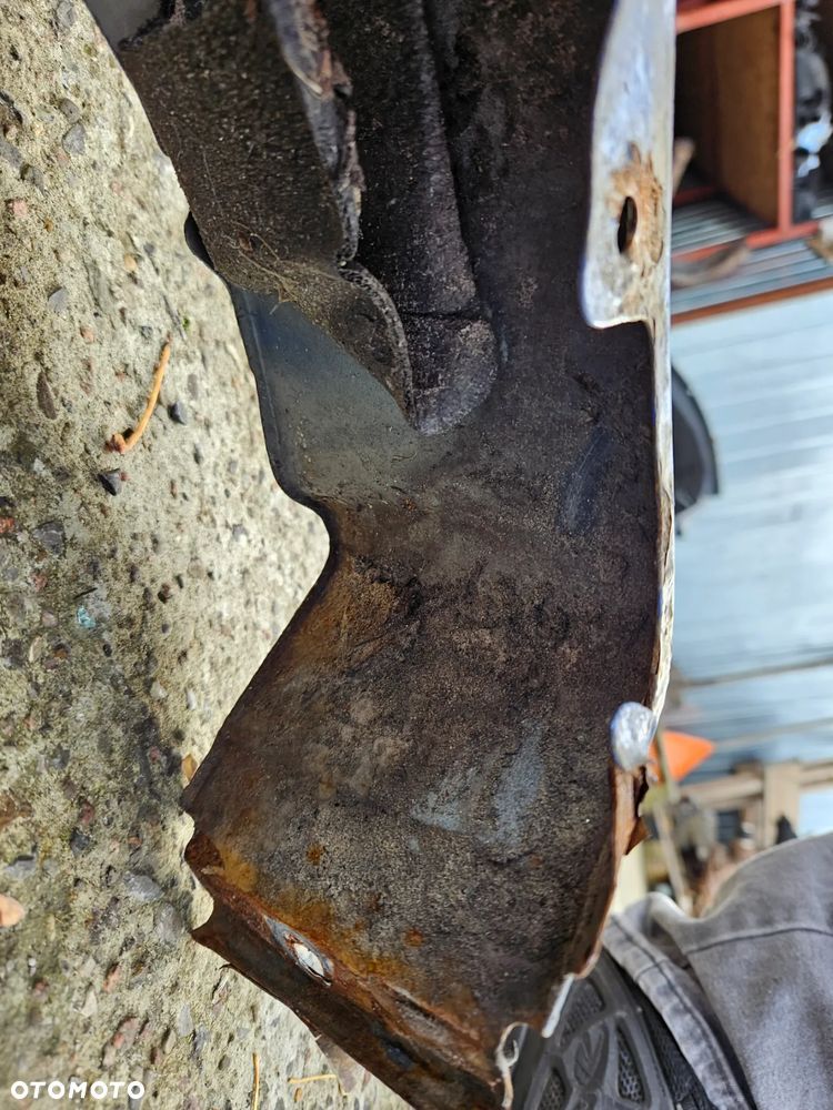 Citroen C2 błotnik  przód przedni prawy  KMHC - 7