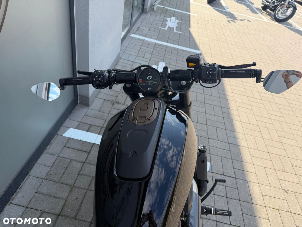 Harley-Davidson Sportster - 8