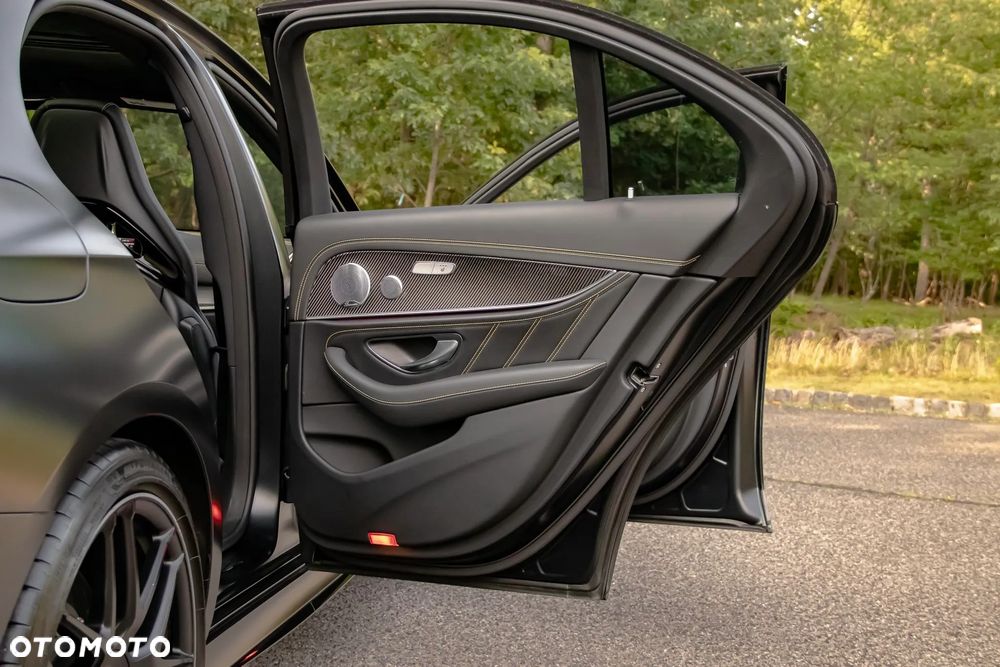 Mercedes-Benz Klasa E 300 9G-TRONIC AMG Line - 21