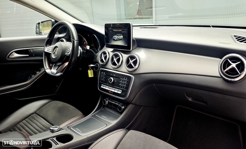 Mercedes-Benz CLA 220 - 11