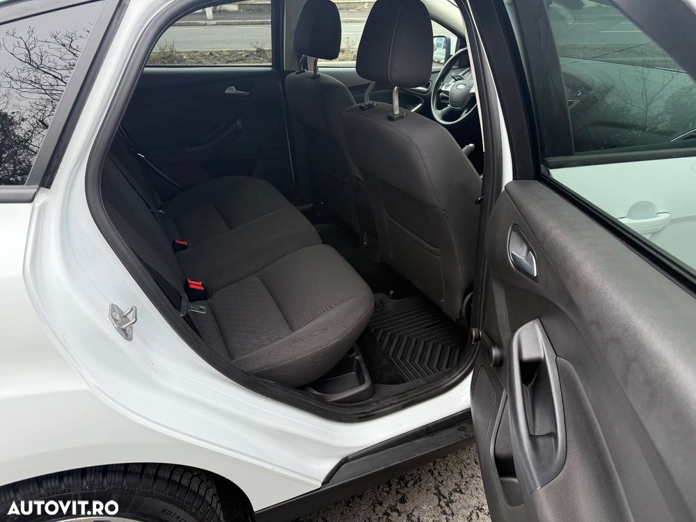 Ford Focus 1.0 EcoBoost 99g Start-Stopp-System SYNC Edition - 11