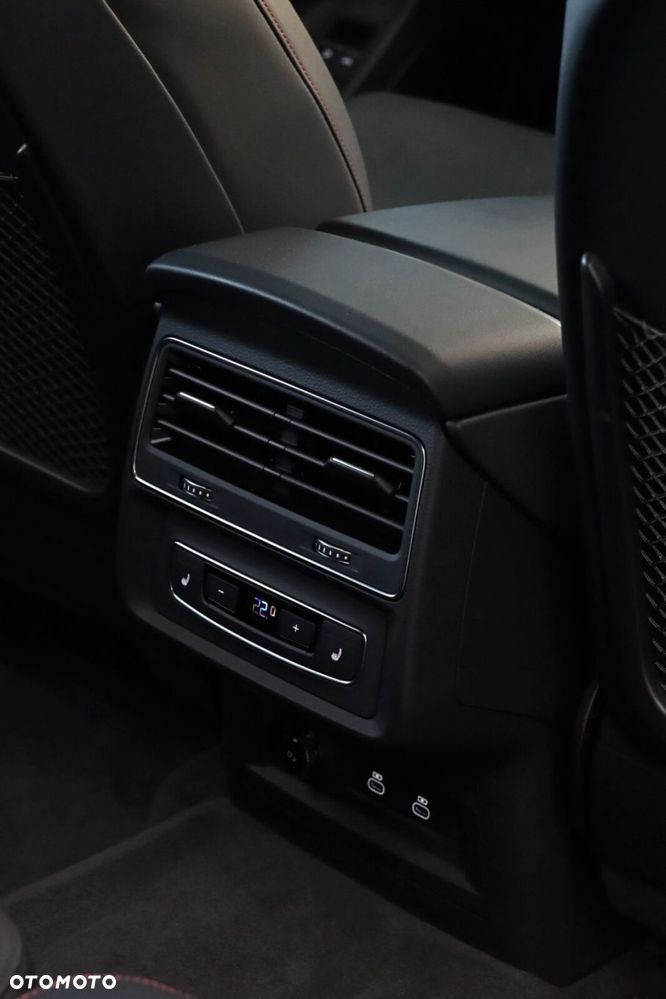 Audi Q7 60 TFSI e PHEV Quattro S Line Tiptr - 19