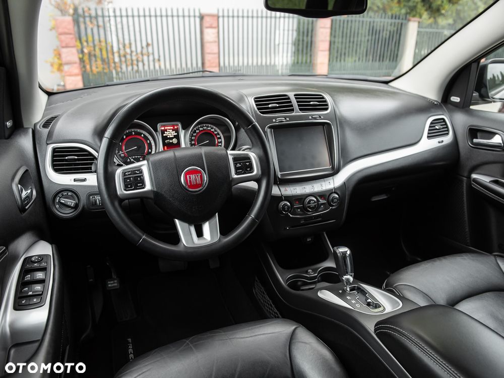 Fiat Freemont 2.0 Multijet 16V DPF Automatik Allrad Black Code - 27