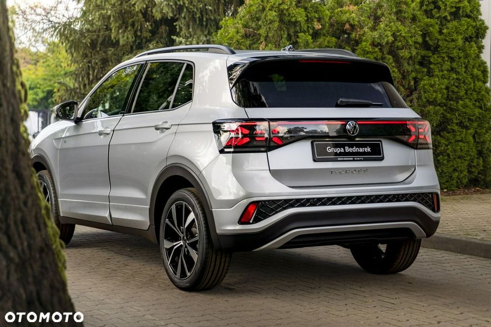 Volkswagen T-Cross - 12