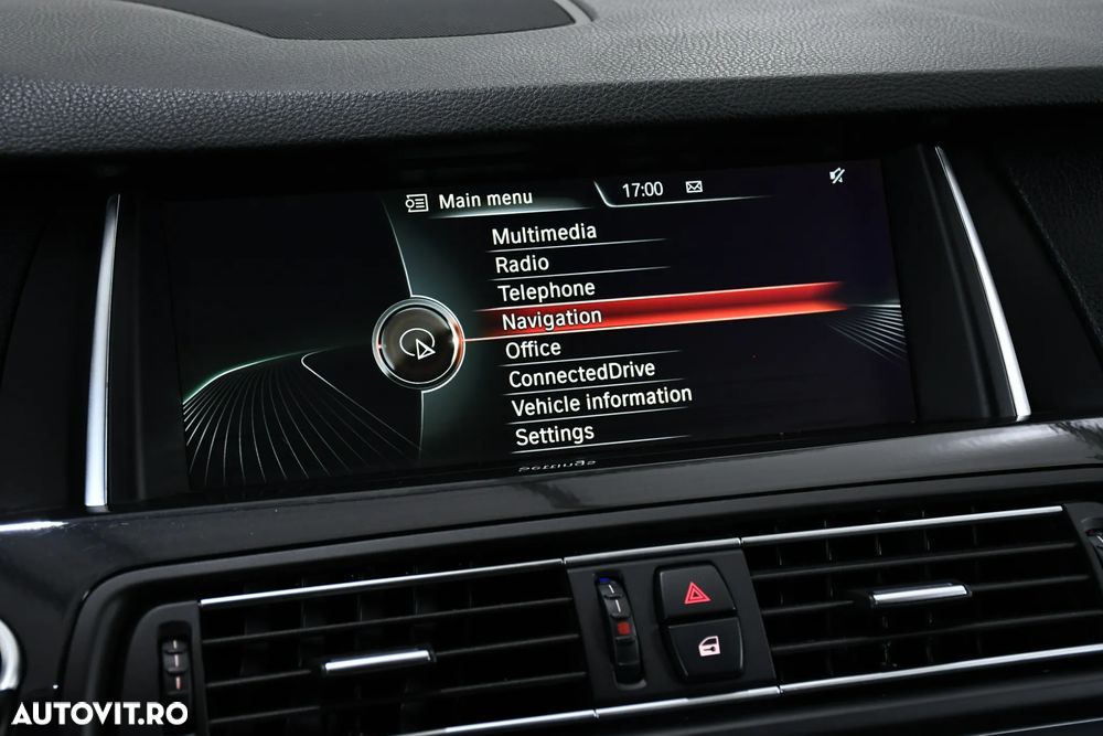 BMW Seria 5 520d - 12