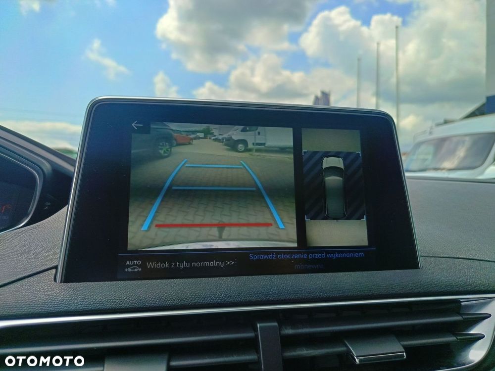 Peugeot 5008 1.6 PureTech Allure S&S EAT8 - 24