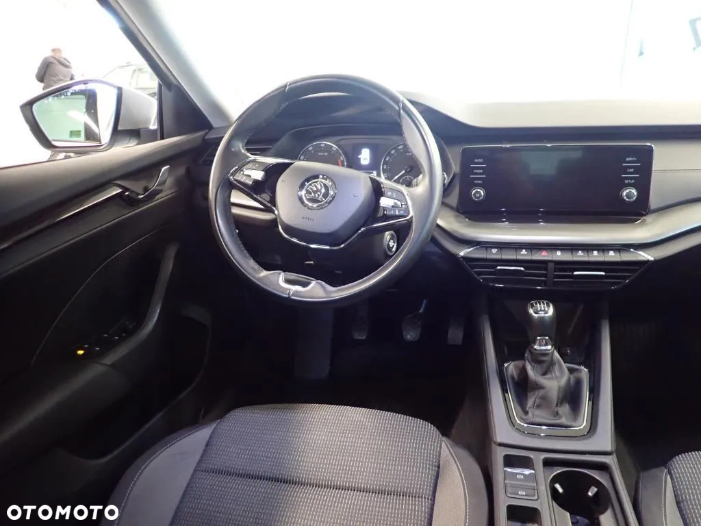 Skoda Octavia 1.5 TSI ACT Ambition - 10